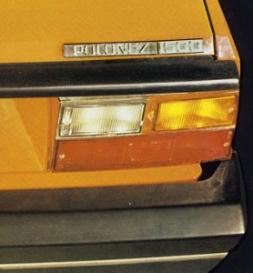 Chromowane obudowy tylnych lamp z 1978 roku